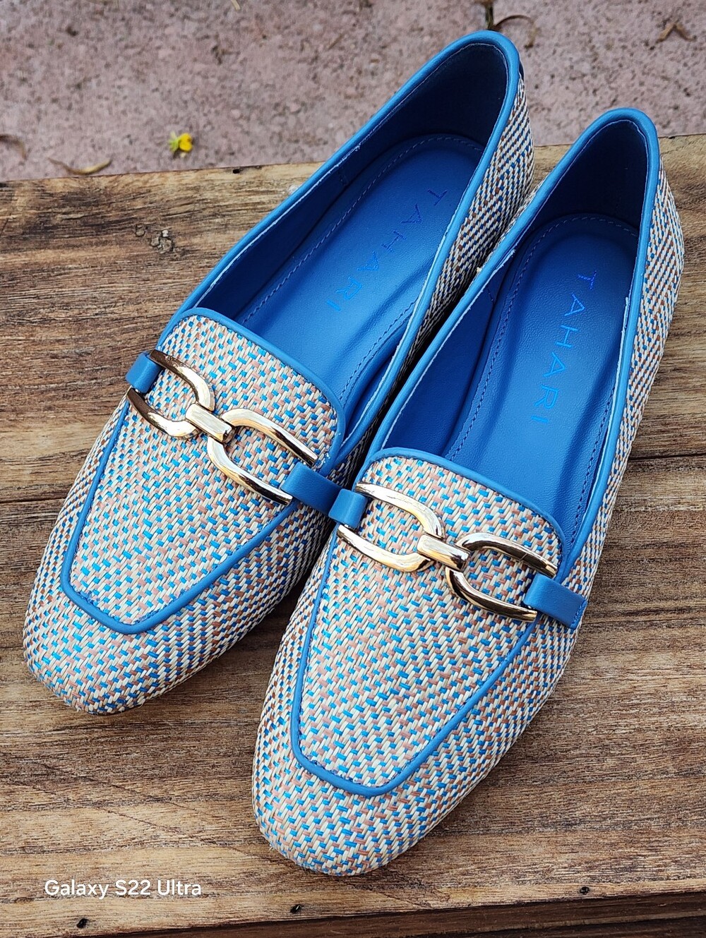 Takhari Women's Blue Tweed Loafers with Gold Chain Accent Size 7 - Picture 8 of 10